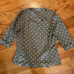 H&M Grey and White Polka dot blouse w 3/4 sleeves
